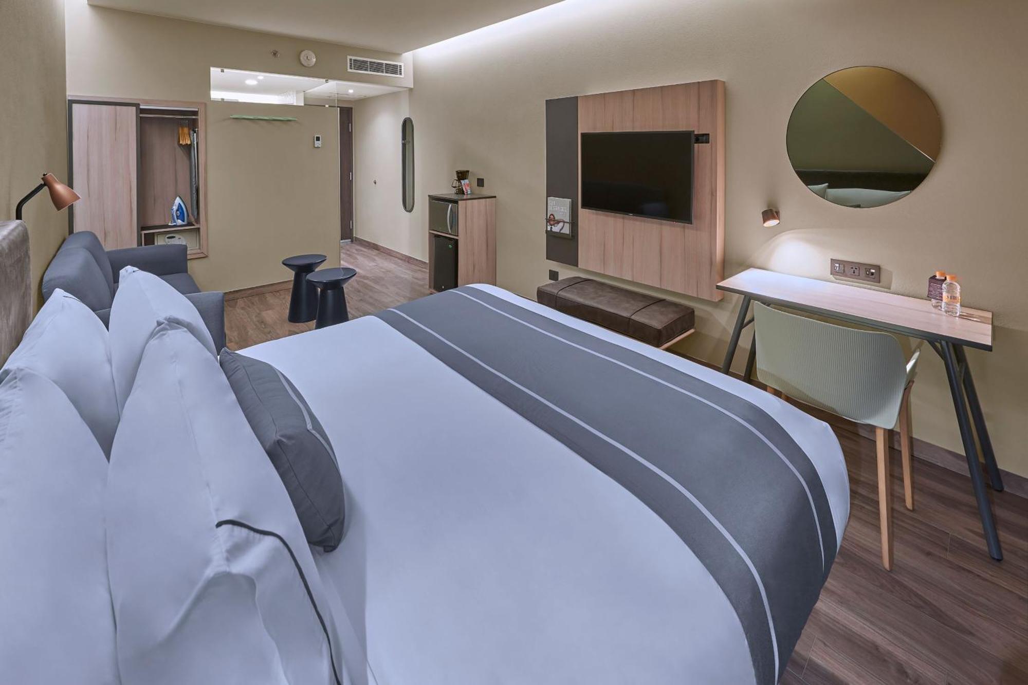 City Express Plus By Marriott Тампико Екстериор снимка
