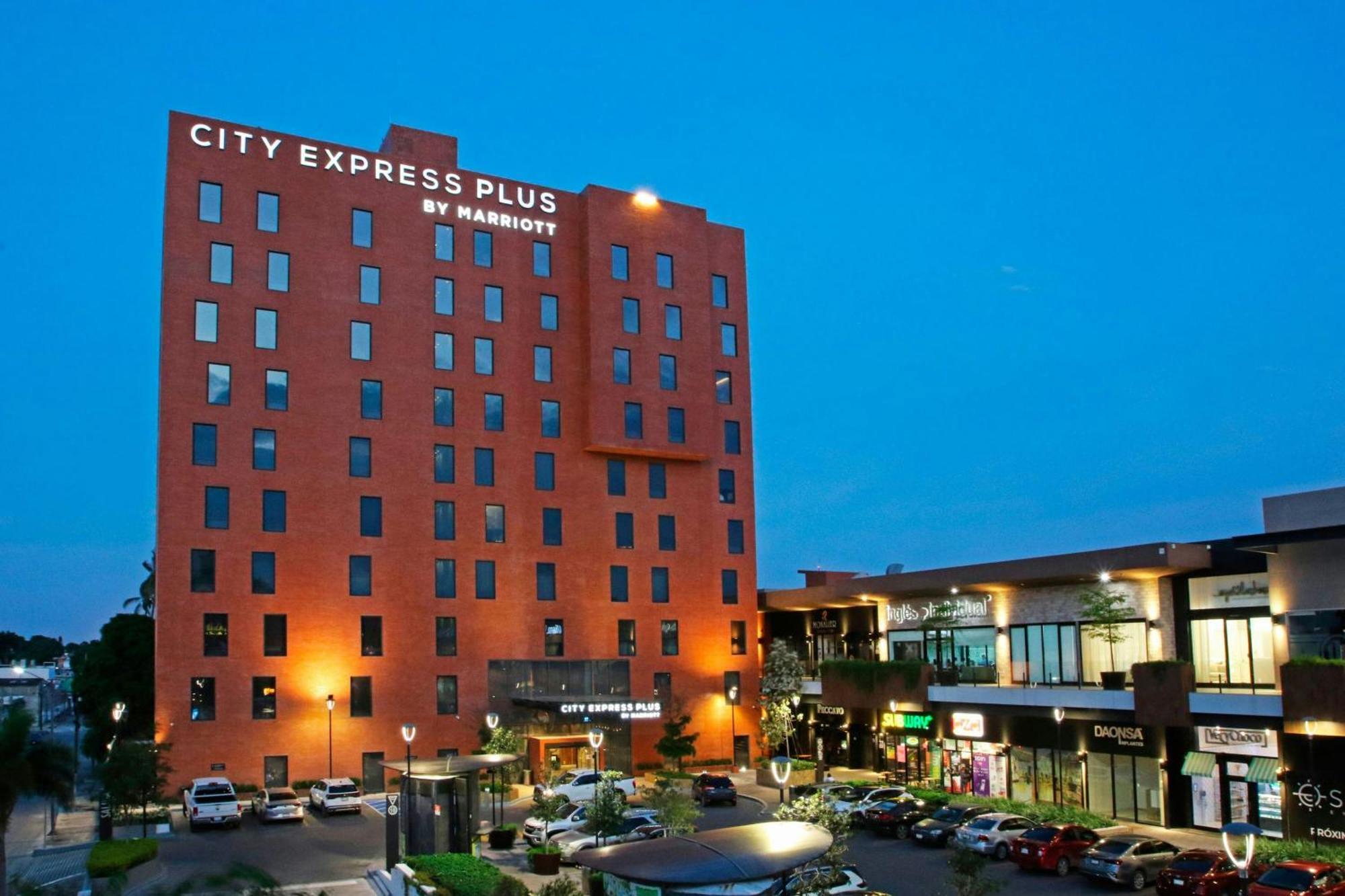 City Express Plus By Marriott Тампико Екстериор снимка
